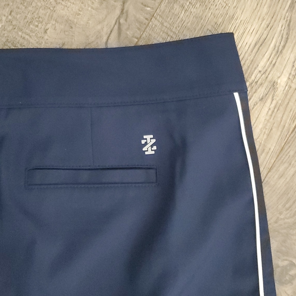 Izod /Golf  Navy Pencil Skort with White Piping - Picture 8 of 8